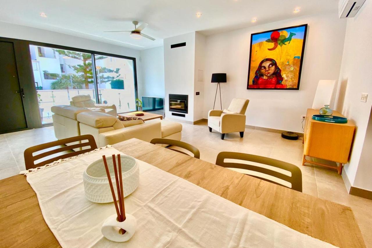 Chalet Con Piscina Privada En La Urb. De Puerto Rey Los Amarguillos Exterior foto